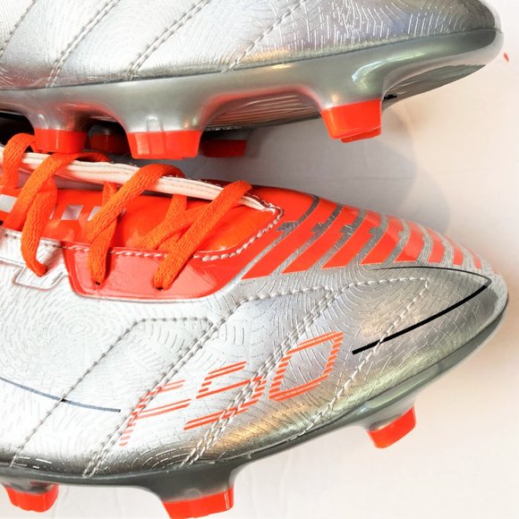 Athletic_Shoes